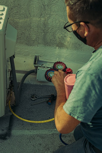 Advantage Latta-Whitlow HVAC technician hard at work on Furnace service